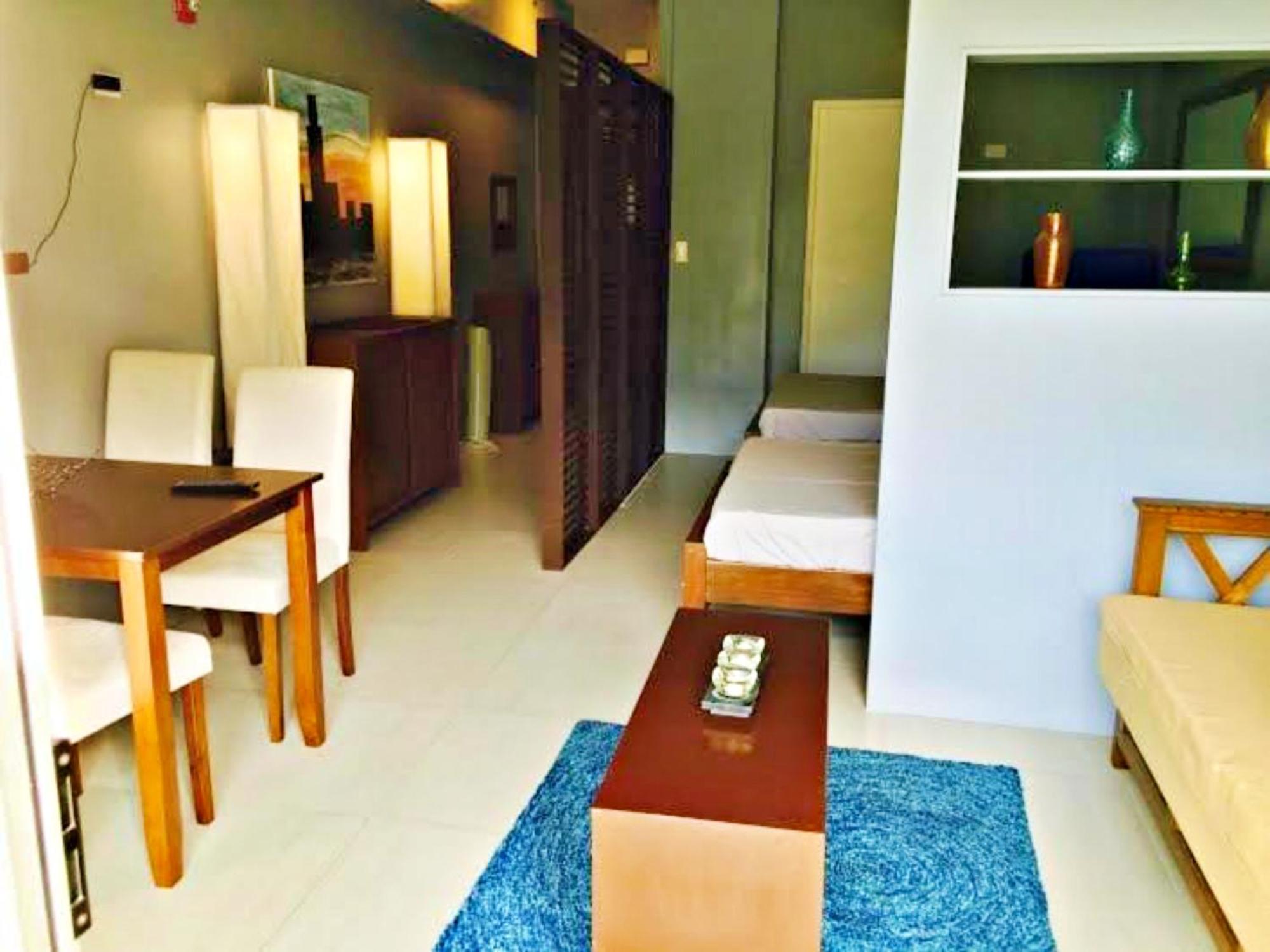 Tropical Escape At Pico De Loro Nasugbu